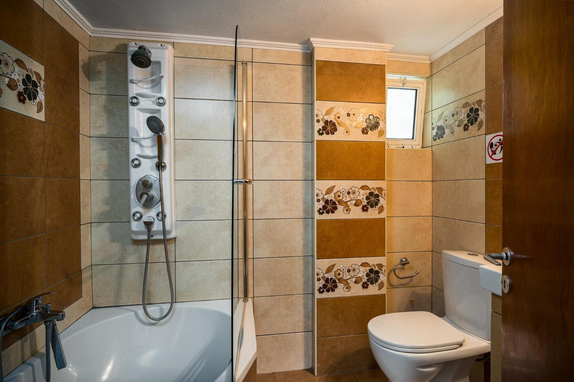 Agaloula Centrally Located Apartments, Lakka מראה חיצוני תמונה