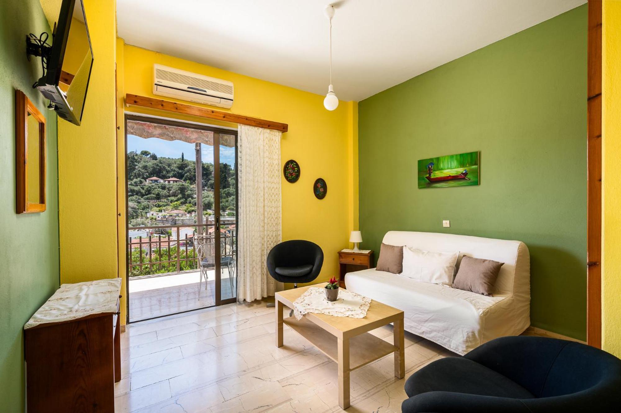 Agaloula Centrally Located Apartments, Lakka מראה חיצוני תמונה